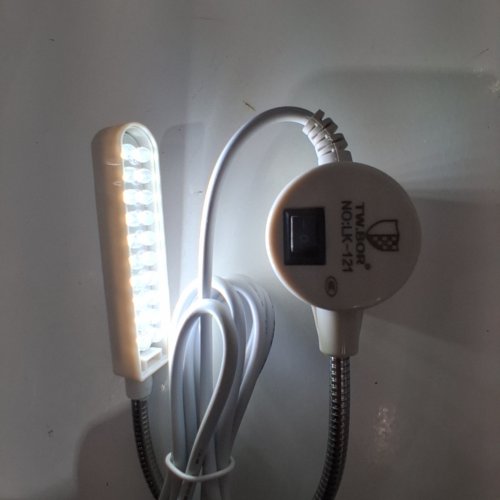 EVISWIY MAGNETIC SEWING MACHINE LIGHT WITH 30 LEDS image 2