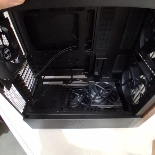 LIAN LI LANCOOL 217 GENUINE WALNUT WOOD MID-TOWER ATX PC COMPUTER CASE - 5 PRE-INSTALLED PWM FANS 2X170MM, 2X120MM & 1X140MM, FLEXIBLE PSU & CABLE INSTALLATION - BLACK/WALNUT (MODEL: LAN217X) image 6