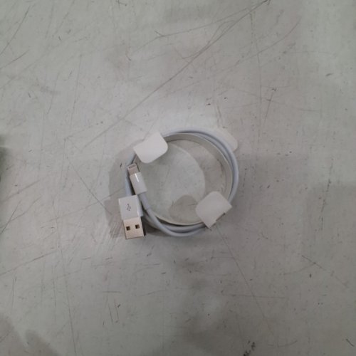 APPLE LIGHTNING TO USB CHARGER 1FT image 2