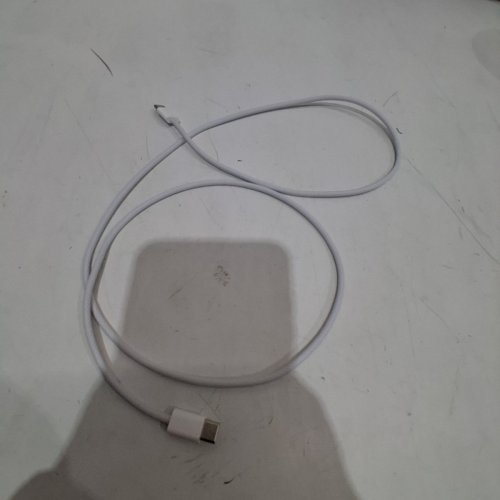APPLE 60W USB-C TO USB-C CHARGING CABLE - 1M - WHITE image 2