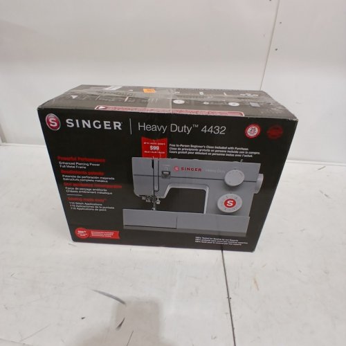 SINGER 4423 HEAVY DUTY SEWING MACHINE image 8