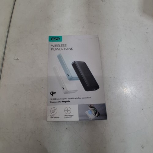 ESR WIRELESS MAGSAFE QI2 COMPACT POWER BANK PORTABLE CHARGER - 15W - 10,000 MAH - BLACK (MODEL: 2G5230202) image 2