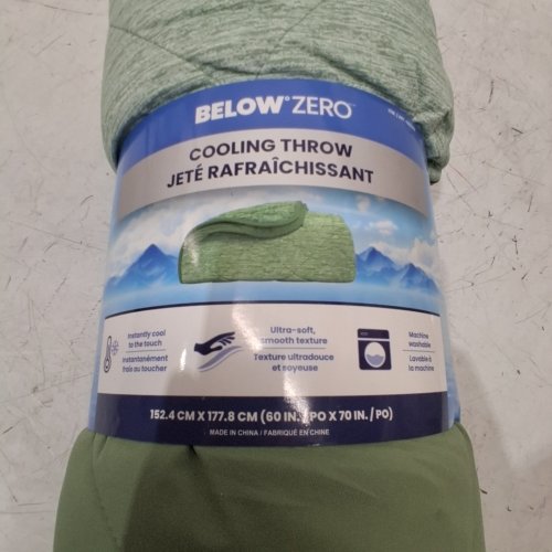 BELOW ZERO REVERSIBLE COOLING THROW BLANKET - 60" X 70" - GREEN HEATHER (MODEL: 1991350) image 3