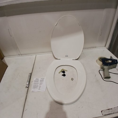 BEMIS ELONGATED PLASTIC TOILET SEAT - 18" - 000 WHITE (MODEL: 170 000) image 2