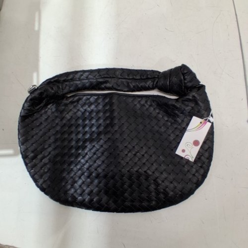 WOVEN HANDBAG WITH REMOVABLE STRAP - 16" - BLACK (STYLE: 6893) image 3