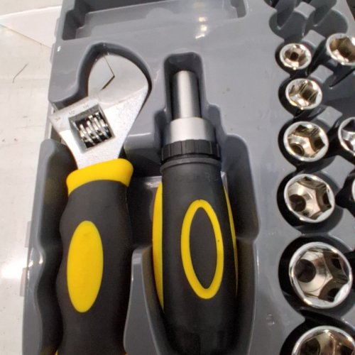18PC WORKPRO STUBBY SOCKET RATCHET WRENCH SET - BLACK/YELLOW (MODEL:34810) image 4
