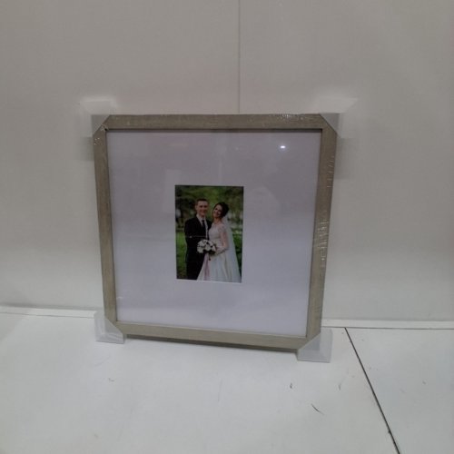 AMERICAN FLAT SQUARE PICTURE FRAME WITH PLEXIGLASS - 12" X 12" - OAK image 2