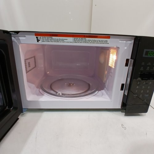 COMFEE COUNTERTOP MICROWAVE OVEN - 0.7 CU.FT/700W - BLACK (MODEL: CM-M201K-BK) image 3