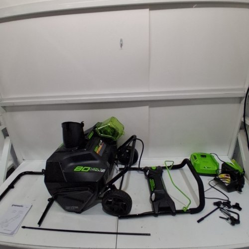 GREENWORKS PRO 20" 80V CORDLESS SNOW THROWER WITH 2.0 AH BATTERY & CHARGER - GREEN (MODEL: SNB401) image 3