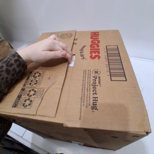 234PK HUGGIES SNUG AND DRY DIAPERS - SIZE 2 image 2