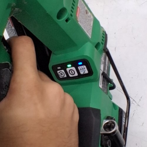 METABO HPT CORDLESS STRIP NAILER KIT - 18 V; 1-1/2" - 3-1/2" NAIL LENGTH; .113" NAIL DIAMETER - GREEN / BLACK (MODEL: NR1890DCA) image 2