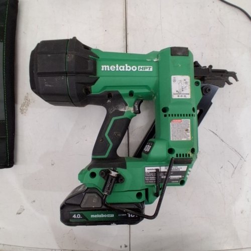 METABO HPT CORDLESS STRIP NAILER KIT - 18 V; 1-1/2" - 3-1/2" NAIL LENGTH; .113" NAIL DIAMETER - GREEN / BLACK (MODEL: NR1890DCA) image 9