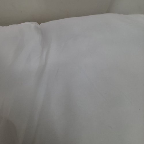 2PK AMAZON BASICS SQUARE HYPOALLERGENIC PILLOW INSERT - 20" X 20" - WHITE (MODEL: PIBAG01443-2) image 3