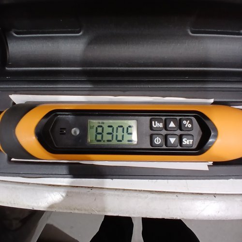 GEARWRENCH 3/8" DRIVE ELECTRONIC TORQUE WRENCH 10-135 NM - 85076, ORANGE image 2