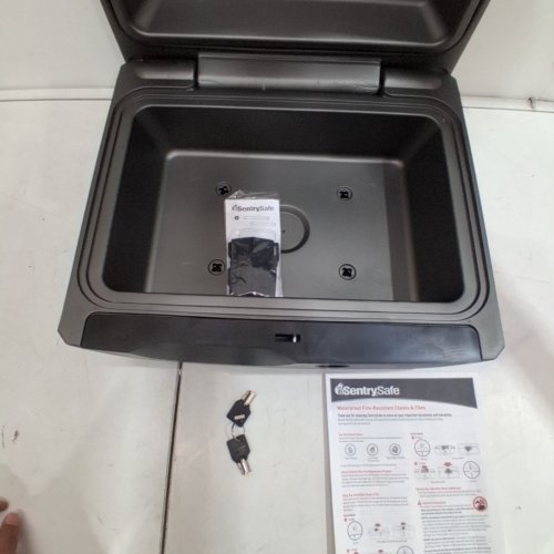 SENTRYSAFE FIREPROOF BOX AND WATERPROOF BOX WITH KEY LOCK 0.36CUFT (MODEL: CHW30220) image 5