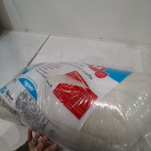 POLY-FIL PF-32 PREMIUM FIBER FILL 32 OUNCE BAG - 2LBS image 3