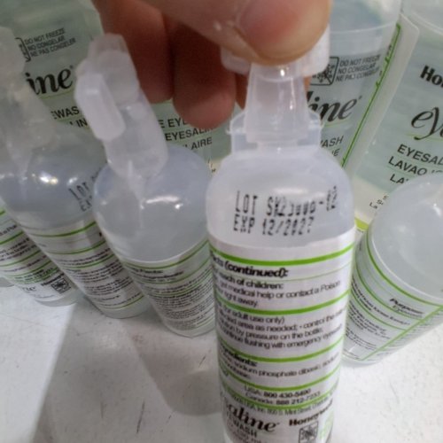 HONEYWELL EMERGENCY EYESALINE EYEWASH TRAVEL BAG KIT - 6 X 30 ML AND 6 X 118 ML image 4
