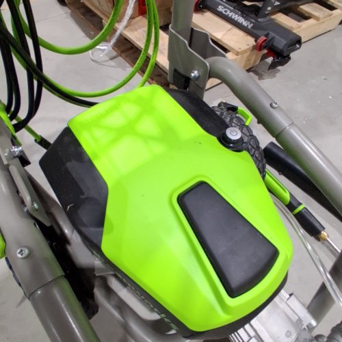 GREENWORKS PRO BRUSHLESS 2700 PSI ELECTRIC PRESSURE WASHER -2700 PSI - GREEN (MODEL: GPW2702A) image 7
