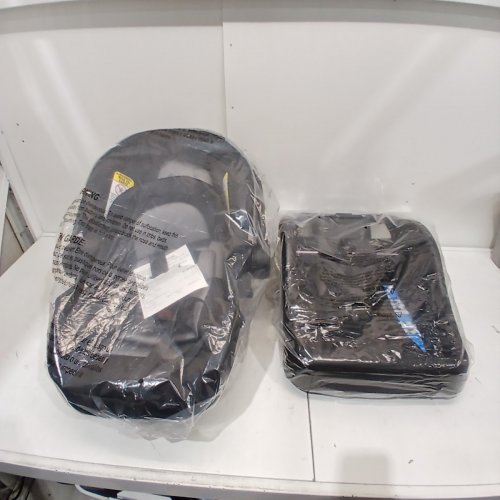 SAFETY 1ST ONBOARD FLX INFANT CAR SEAT 4-35LBS - GREY/BLACK (MODEL:22242CHAY) image 2