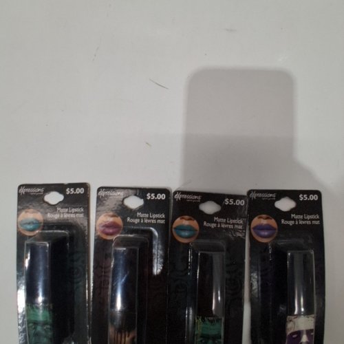 4PC ASSORTED EXPRESSIONS MATTE LIPSTICK - 0.12 OZ / 3.5G EACH - ASSORTED COLOURS image 4