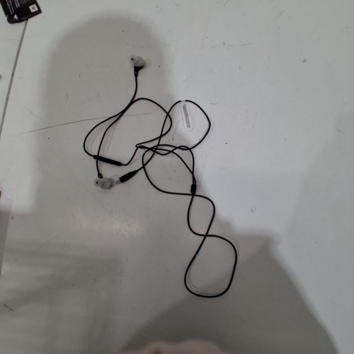 JBL WIRED SPORT IN-EAR HEADPHONES - BLACK / WHITE (MODEL: ENDURANCE RUN 3 USB-C) image 3