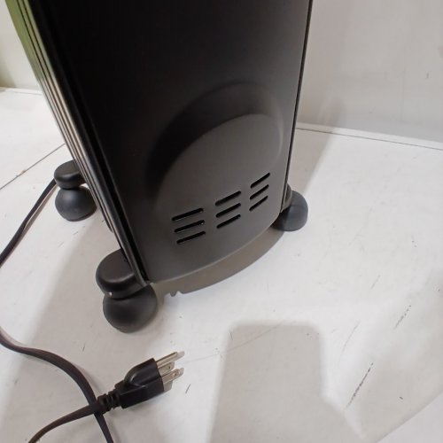DELONGHI RADIA S FULL ROOM OIL FILLED RADIATOR - 1500W - 120V - BLACK (MODEL:TRRS0715BKCA) image 4