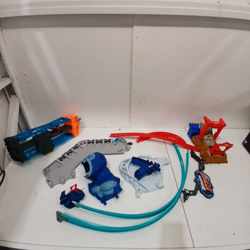 ZURU METAL MACHINES HOT WHEELS COMPATIBLE TOY RACING TRACK - GORILLA RAMPAGE GARAGE TRACK image 2