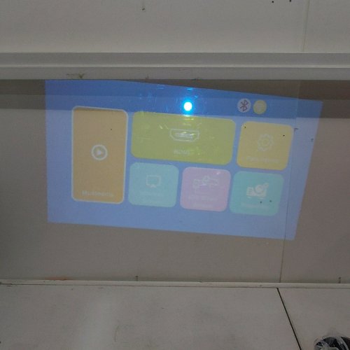 GCZ 1080P 4K MINI PROJECTOR WITH 80" SCREEN - WHITE (MODEL : MPJ11015) image 2