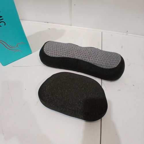 2PC ELECTRIC MASSAGE NECK PILLOW, AIR BAG SUPPORT - NECK & SHOULDER MASSAGE - GREY image 3