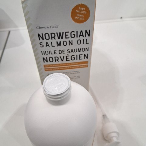 CHEW+HEAL NORWEGIAN SALMON OIL SUPPLEMENT FOR DOGS WITH PUMP - 946 ML image 3