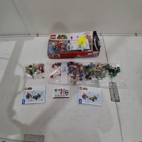 321PC LEGO SUPER MARIO, MARIO KART BABY MARIO VS. BABY LUIGI - AGES 8+ - MULTI-COLOUR (MODEL: 72034) image 2