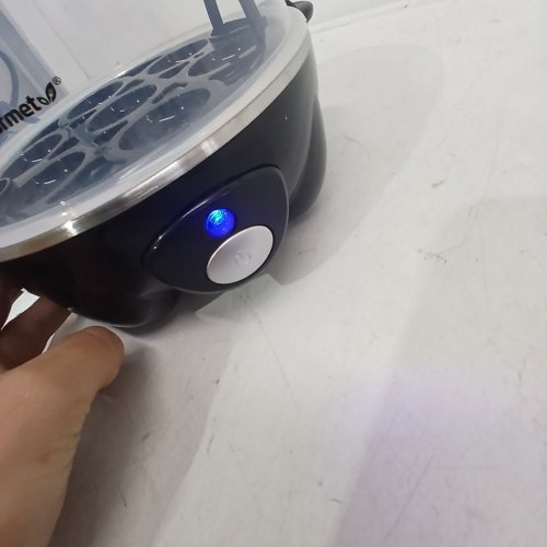 ELITE GOURMET BY MAXI-MATIC EASY EGG COOKER COOKS UP TO 7 EGGS - BLACK (MODEL: EGC-007 A-Z) image 3