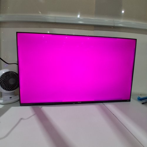 PHILIPS 7676 SERIES QLED FULLHD 1080P ROKU TV - 43" - BLACK - (MODEL: 43PQF7676/F6) image 7