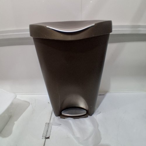 UMBRA BRIM 13 STEP TRASH CAN WITH LID - 50 L - BROWN (MODEL: 31623425) image 3