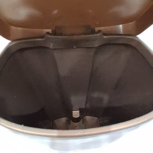 UMBRA BRIM 13 STEP TRASH CAN WITH LID - 50 L - BROWN (MODEL: 31623425) image 5