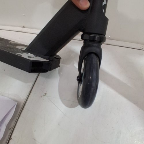 KIDS FREEDARE PRO STUNT SCOOTER - 220 LBS MAX - 8 YEARS + - BLACK image 4
