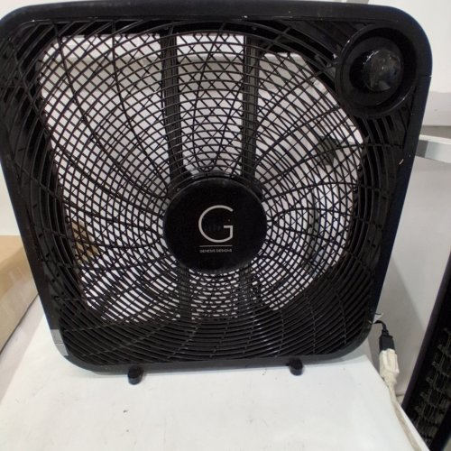 GENESIS DURABLE LIGHTWEIGHT HIGH VELOCITY FLOOR BOX FAN - 3 SETTINGS - 3.94" X 4.72" X 4.72" - BLACK (MODEL: G20BOX-BLK) image 2