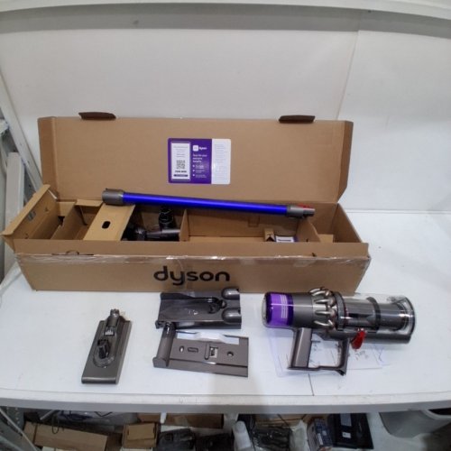 DYSON V11 CORDLESS 2-IN-1 STICK/HAND VACUUM CLEANER (MODEL: V11 SV28) image 2