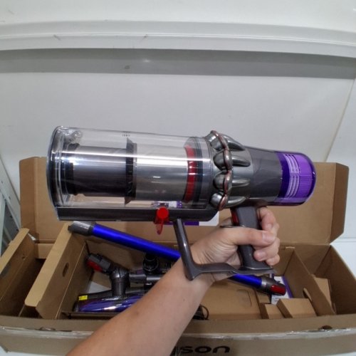 DYSON V11 CORDLESS 2-IN-1 STICK/HAND VACUUM CLEANER (MODEL: V11 SV28) image 4