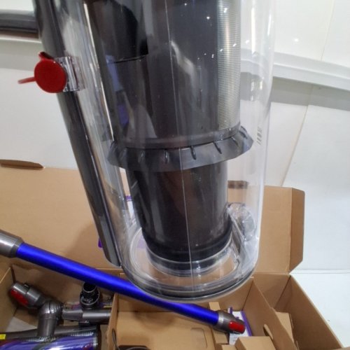 DYSON V11 CORDLESS 2-IN-1 STICK/HAND VACUUM CLEANER (MODEL: V11 SV28) image 5
