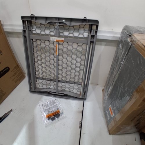 REGALO PLASTIC ADJUSTABLE PRESSURE MOUNTED BABY GATE, 28" - 42" X 23" - GREY (MODEL: 0723 DS) image 2