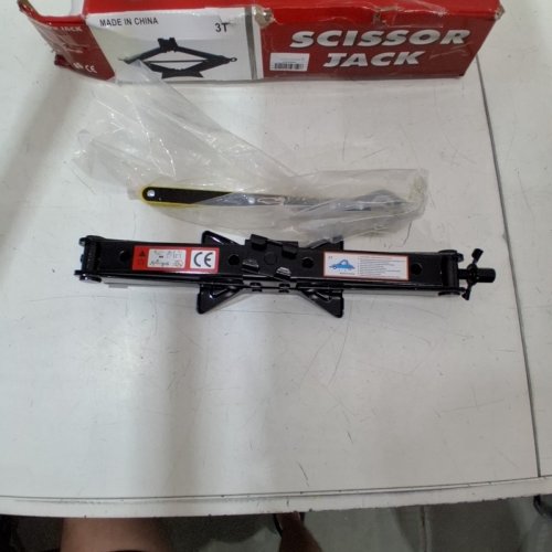 SCISSOR JACK - 3 TON - BLACK image 2
