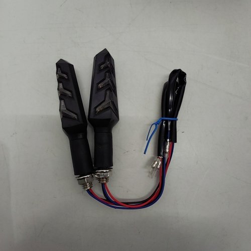 2PK UNIVERSAL LED MOTORCYCLE TURN SIGNALS image 2