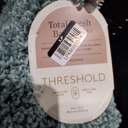 THRESHOLD BATH RUG - 23" X 37" - BLUE (STYLE: TOTAL FRESH) image 4