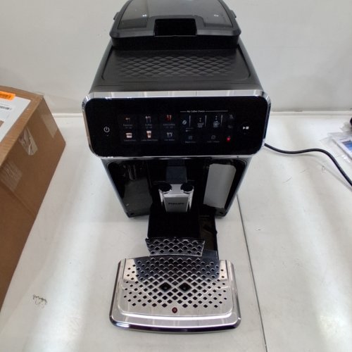 PHILIPS 3300 SERIES ULLY AUTOMATIC ESPRESSO MACHINE WITH LATTEGO MILK SYSTEM AND INTEGRATED GRINDER - GLOSSY BLACK (MODEL:EP3341/50) image 3