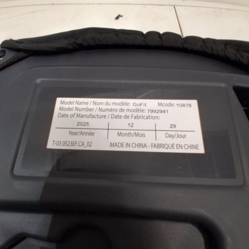 CHICCO GOFIT BELT POSITIONING BACKLESS BOOSTER SEAT - 40 - 110LBS CAPACITY - SHARK GREY (MODEL: C27 / 7992941) image 2