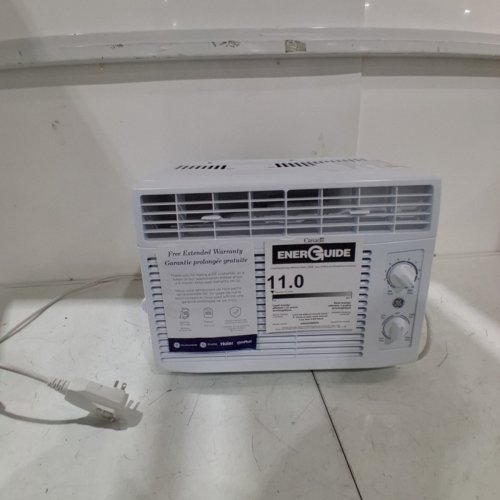GE APPLIANCE MECHANICAL WINDOW AIR CONDITIONER FOR SMALL ROOMS- 5000BTU - WHITE ( MODEL - AHV05LZ) image 3