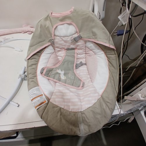 INGENUITY SOOTHING BABY BOUNCER WITH VIBRATIONS, SOUNDS AND UNICORN PLUSH - 0-6 MONTHS UP TO 20LBS - PINK FLORA (MODEL: 12201) image 3