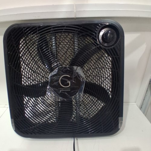 GENESIS BOX FAN 3 SPEED SETTINGS, CARRYING HANDLE - 20'' - BLACK (MODEL: G20BOX-BLK) image 3