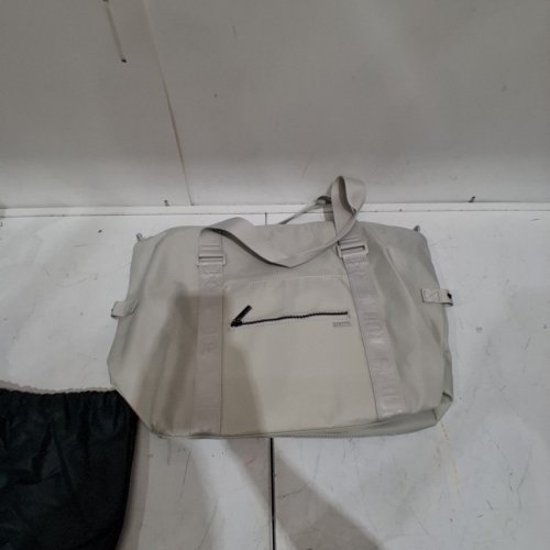 ROOTS OVERNIGHT DUFFLE BAG WITH STRAP - 16" X 10" X 7" - OFF WHITE image 2
